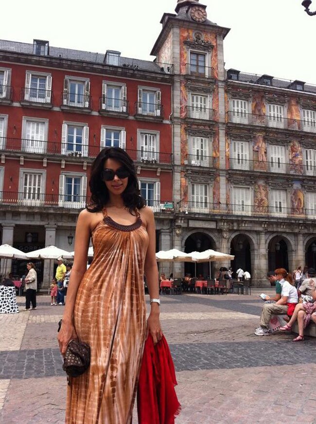 देखें, बर्थ डे पर मल्लिका सेहरावत की अनदेखी तस्‍वीरें...