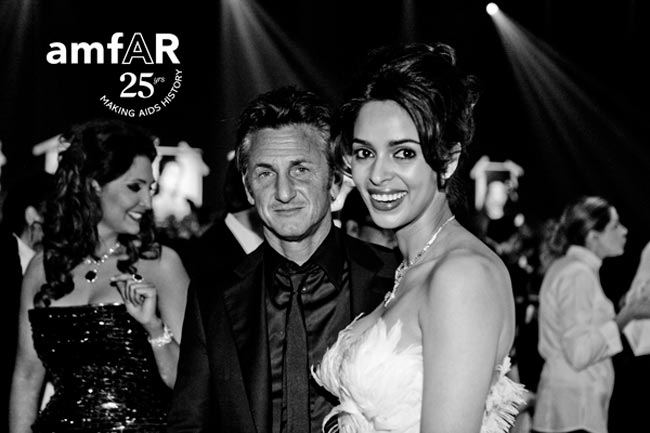 देखें, बर्थ डे पर मल्लिका सेहरावत की अनदेखी तस्‍वीरें...