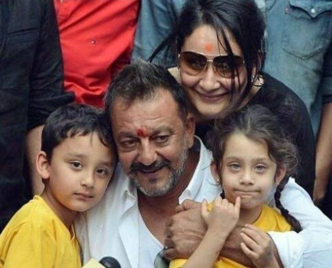 Diwali 2016: दीपिका से लेकर रितिक तक ये हैं बॉलीवुड स्टार्स के दिवाली प्लान