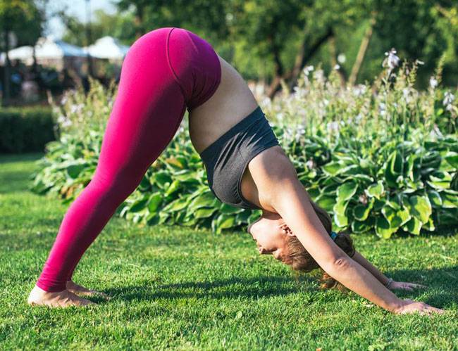 सूर्य नमस्कार करते हैं तो जरा ध्यान दें...