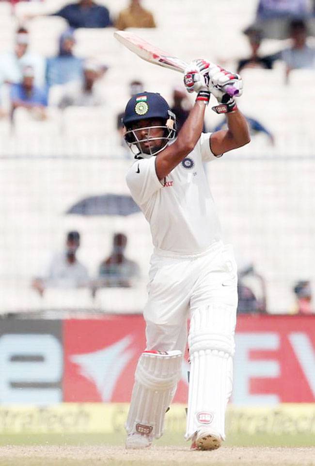 कोलकाता टेस्ट मैच के दूसरे दिन की झलकियां