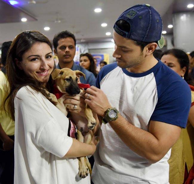 Celeb Spotting:सैफ अली खान बहन सोहा और कुणाल खेमू के साथ, शिल्पा शेट्टी कुंद्रा पति राज के साथ पहुंची रेस्