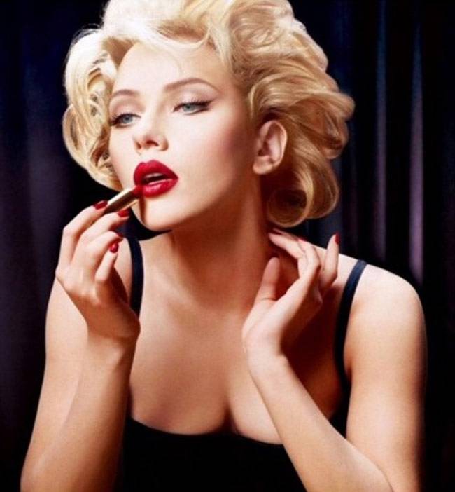 हॉलीवुड की 'सेक्सिएस्ट सेलेब्रिटी' स्कारलेट योहानसन Happy B'day