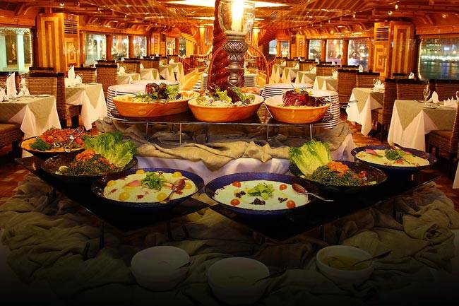 ये हैं दुनिया के 10 बेहतरीन Floating Restaurant