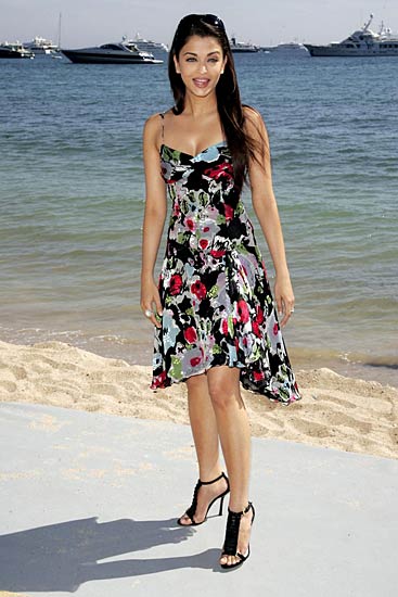 देखें ऐश्‍वर्या राय बच्‍चन की अनदेखी तस्‍वीरें