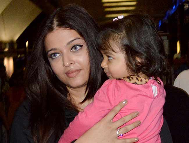 देश की पहली बेबी सेलि‍ब्रिटी आराध्या बच्चन हुईं 5 साल की