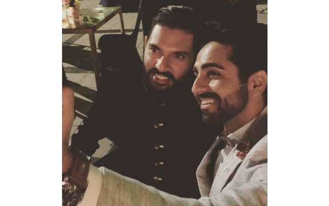 विराट कोहली से लेकर कुंबले तक, जानें कौन सी हस्तियां पहुंची युवी-हेजल की कॉकटेल पार्टी में