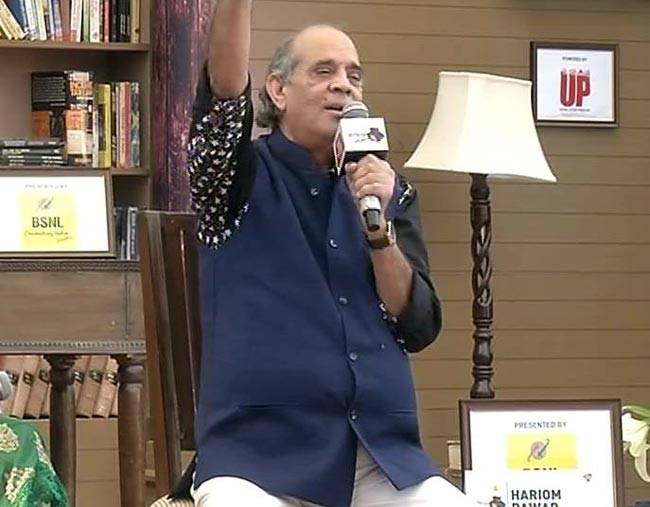 साहित्य आज तक: हरिओम की कविताओं ने मोह लिया सबका मन