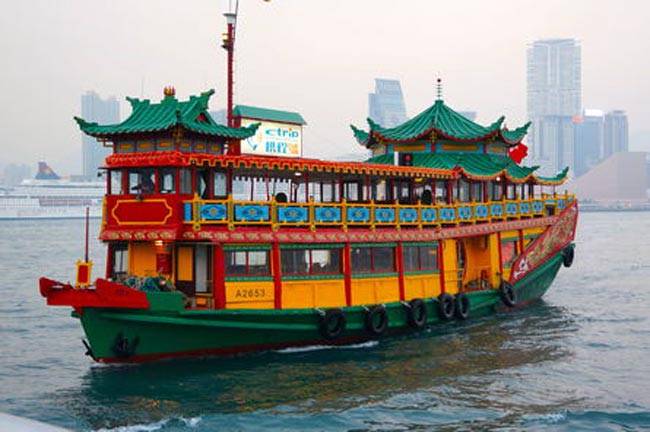 ये हैं दुनिया के 10 बेहतरीन Floating Restaurant