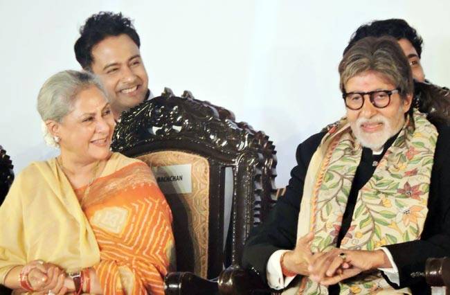 कोलकाता इंटरनेशनल फिल्म फेस्टिवल के लॉन्च पर अमिताभ बच्चन, शाहरुख और काजोल