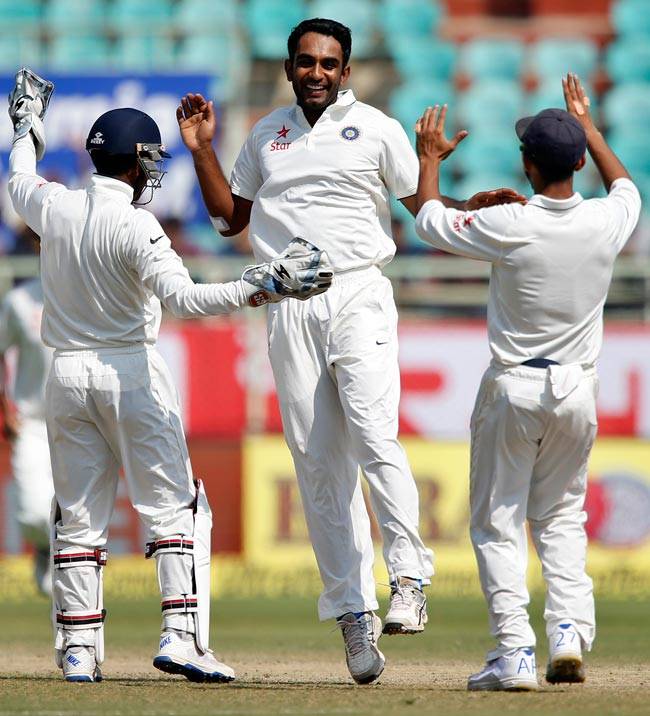 विराट कोहली के 50वें टेस्ट मैच में टीम इंडिया की जीत की झलकियां