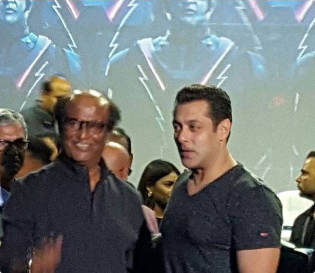 रजनीकांत की फिल्म 2.0 के फर्स्ट लुक लॉन्च पर पहुंचे सलमान, करण जौहर