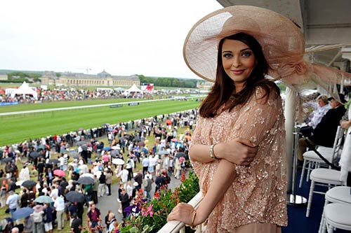 देखें ऐश्‍वर्या राय बच्‍चन की अनदेखी तस्‍वीरें