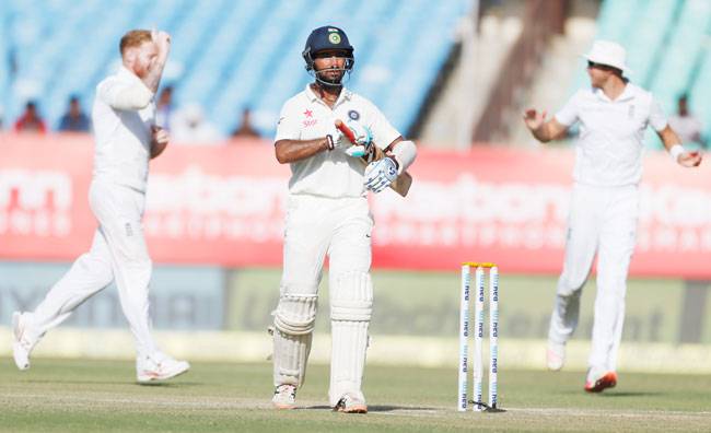 राजकोट टेस्ट मैच ड्रॉ, कप्तान कोहली ने फील्डरों को लताड़ा