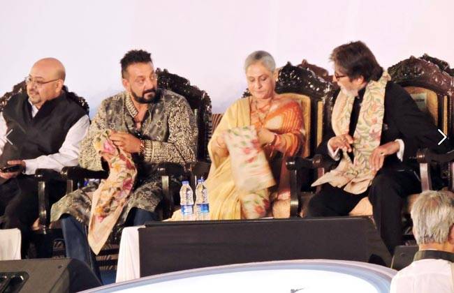 कोलकाता इंटरनेशनल फिल्म फेस्टिवल के लॉन्च पर अमिताभ बच्चन, शाहरुख और काजोल