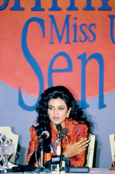 सुष्मिता, जीनत और दारा सिंह को जन्‍मदिन मुबारक