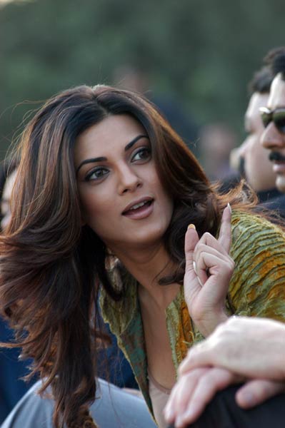 सुष्मिता, जीनत और दारा सिंह को जन्‍मदिन मुबारक