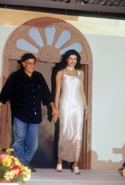 सुष्मिता, जीनत और दारा सिंह को जन्‍मदिन मुबारक