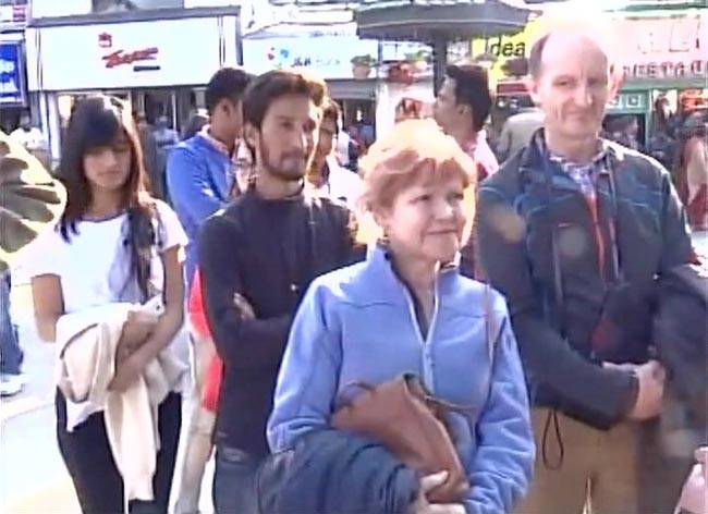 नए नोट के लिए कुछ भी करेगा...