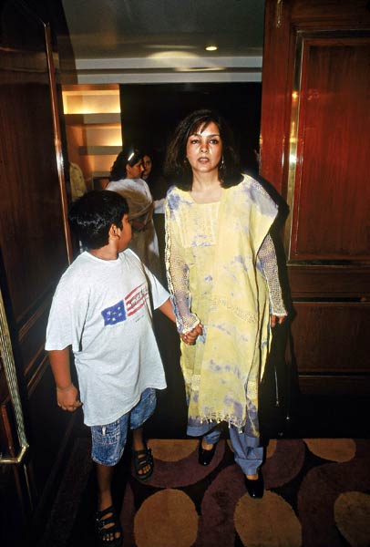 सुष्मिता, जीनत और दारा सिंह को जन्‍मदिन मुबारक