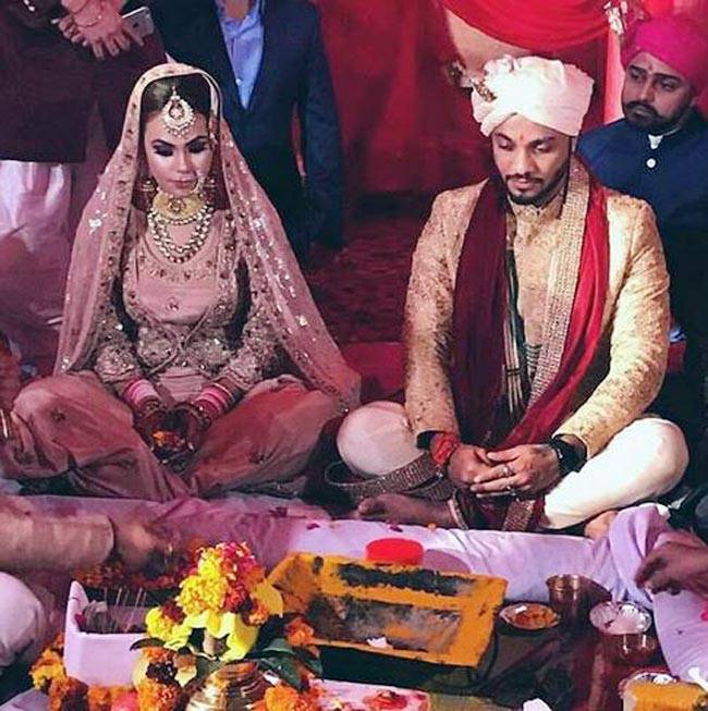 देखें रैपर रफ्तार की शादी की तस्वीरें