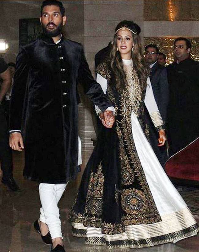 संगीत से रिसेप्शन तक ये हैं हेजल कीच के 7 स्पेशल लुक