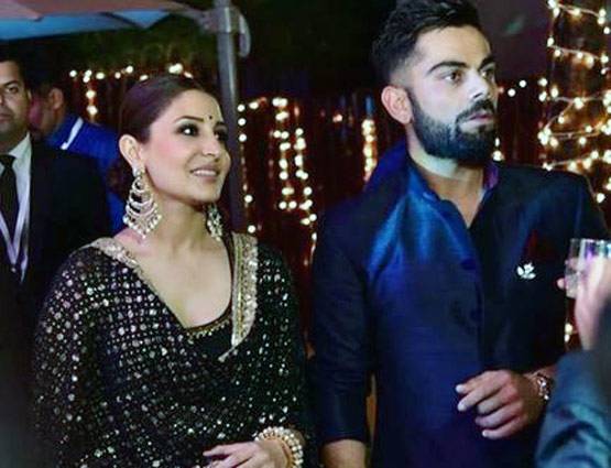 फोटोज में देखें, अनुष्का-विराट की लव केमि‍स्ट्री