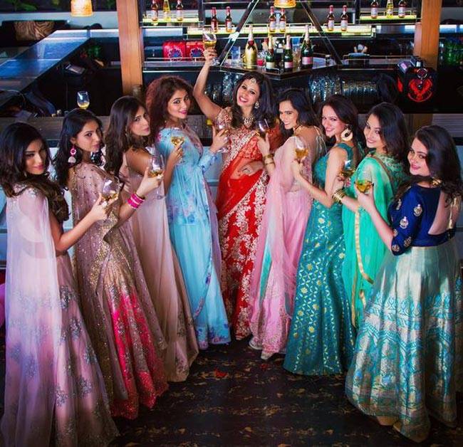 किश्‍वर के हाथों में रची मेहंदी, आज बजेगी शहनाई