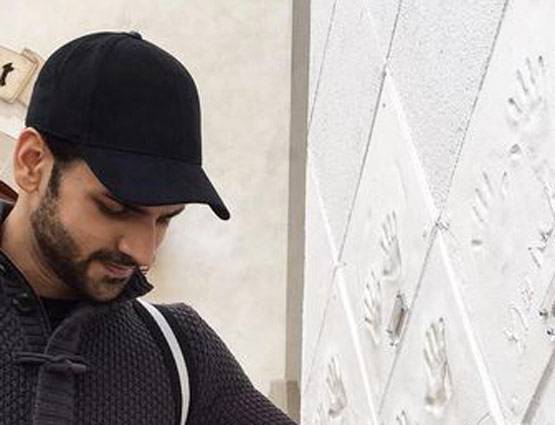 पेरिस में हनीमून मना रही हैं दिव्यांका, देखें तस्वीरें