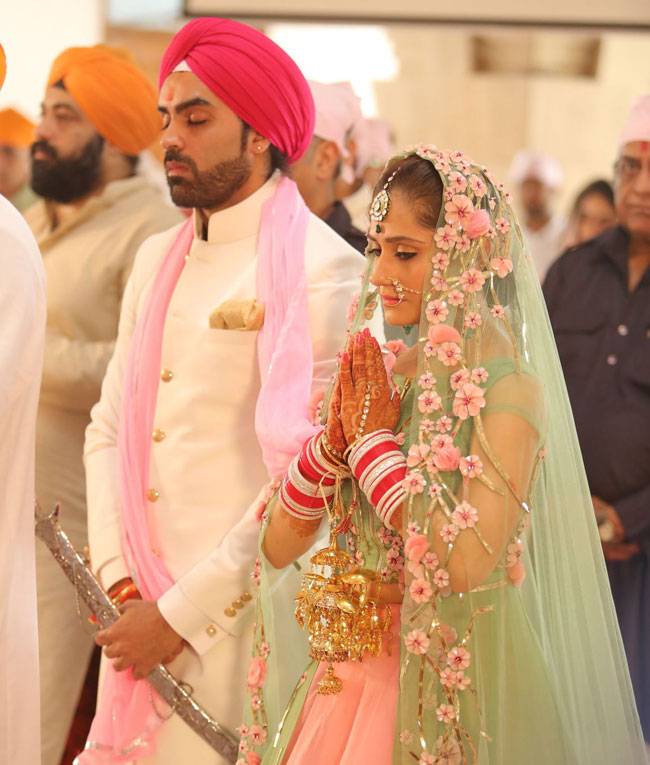 2016 में ये टीवी सितारे बंधे शादी के बंधन में