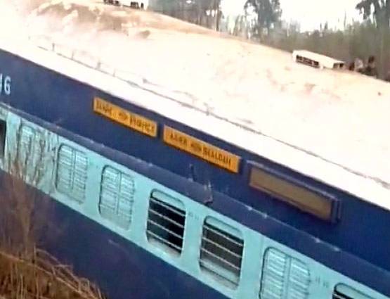 कानपुर में पटरी से उतरे ट्रेन के 15 डिब्बे