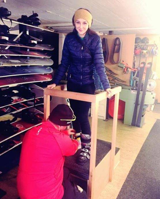 'भाबी जी घर पर हैं' की अनीता भाभी के हनीमून की खास तस्वीरें...