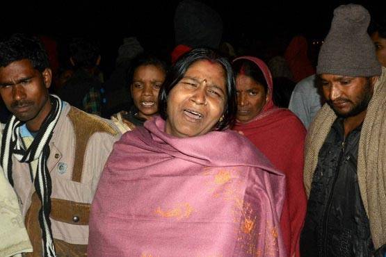 पटना: नाव हादसे के बाद के हालात बयां करतीं यें तस्वीरें