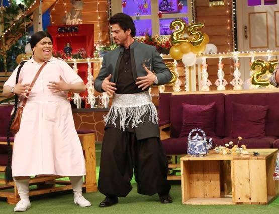 कपिल शर्मा के शो में पहुंची 'रईस' की टीम, देखें मस्तीभरी तस्वीरें