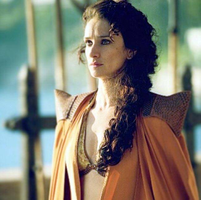 प्रियंका चोपड़ा से पहले ये देसी एक्ट्रेस हॉलीवुड में हुईं हिट