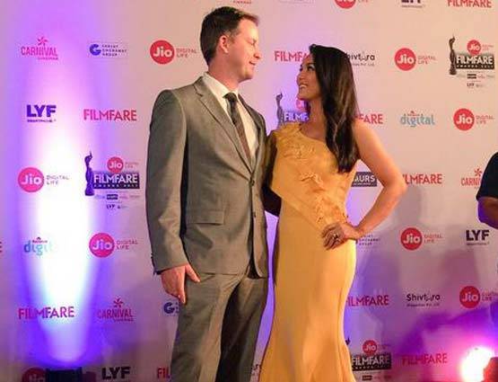 Filmfare2017:रेड कार्पेट पर बॉलीवुड ब्यूटीज का जलवा