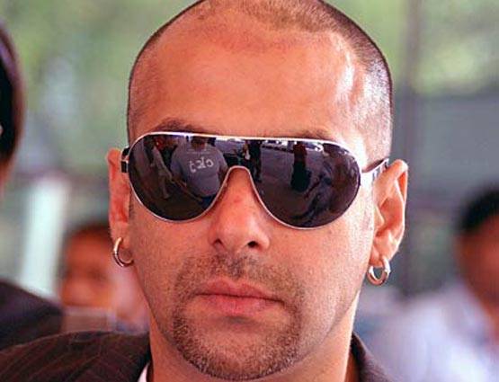 सलमान की 24 RARE PHOTOS, ऐसी है सुपरस्टार की LIFE