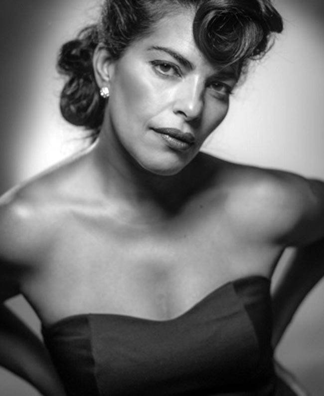 प्रियंका चोपड़ा से पहले ये देसी एक्ट्रेस हॉलीवुड में हुईं हिट