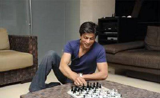 देखिए शाहरुख खान के घर के अंदर की PHOTOS