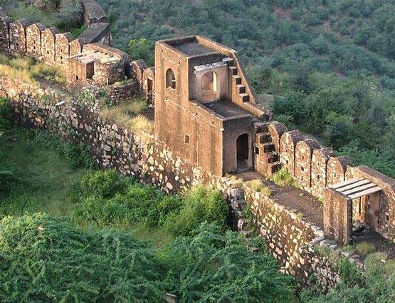 राजस्थान की भव्यता और शान की मिसाल हैं ये किले...