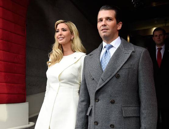 अमेरिका में बनी ट्रंप सरकार, देखें शपथ समारोह की खास तस्वीरें