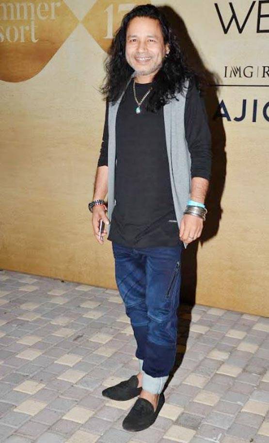 बिपाशा बसु से रागिनी खन्ना तक इन एक्टर्स ने बिखेरे रैंप पर अपने जलवे