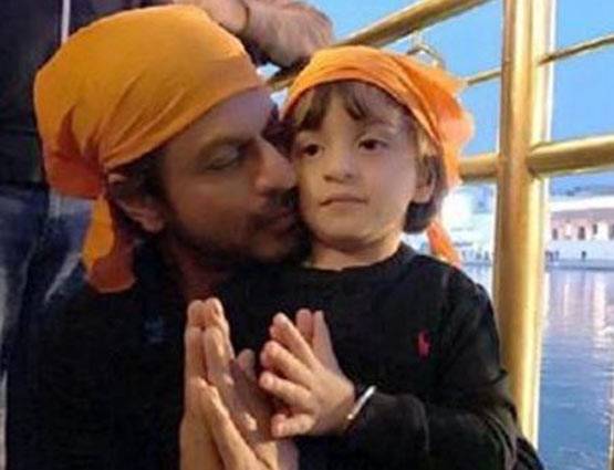 मीशा या अबराम में ज्यादा क्यूट कौन, तस्वीरों से करें फैसला...