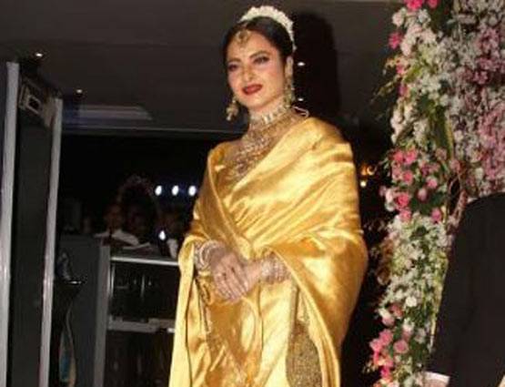 नील नितिन मुकेश के रिसेप्शन में पत्नी जया संग पहुंचे अमिताभ