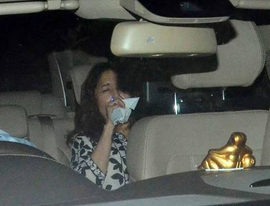 कैमरे से क्यों बच रही है ये बॉलीवुड एक्ट्रेस...