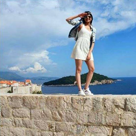 PHOTOS: क्या अपनी मम्मी जैसी है भाग्यश्री की बेटी