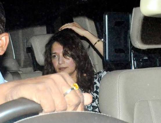 कैमरे से क्यों बच रही है ये बॉलीवुड एक्ट्रेस...