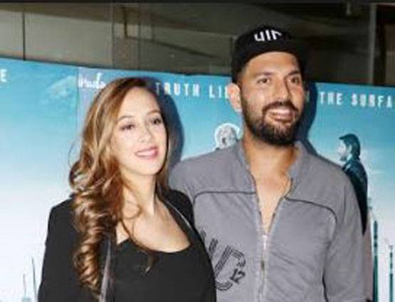 'इरादा' के प्रीमियर पर जहीर खान संग नजर आईं सागरिका घाटगे