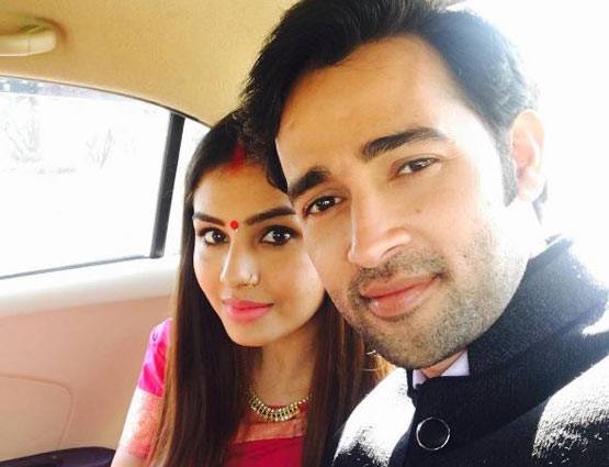 देखें, ये टीवी एक्टर्स कैसे मना रहे हैं वेलेंटाइन डे...