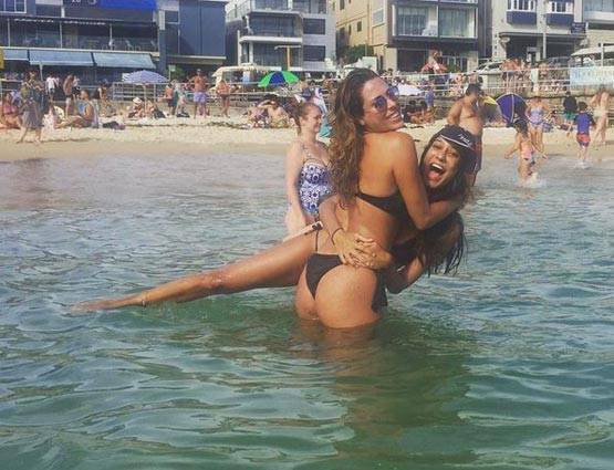 लीजा ऐसे कर रही हैं अपनी प्रेग्नेंसी इन्जॉय, शेयर की ये तस्वीर...